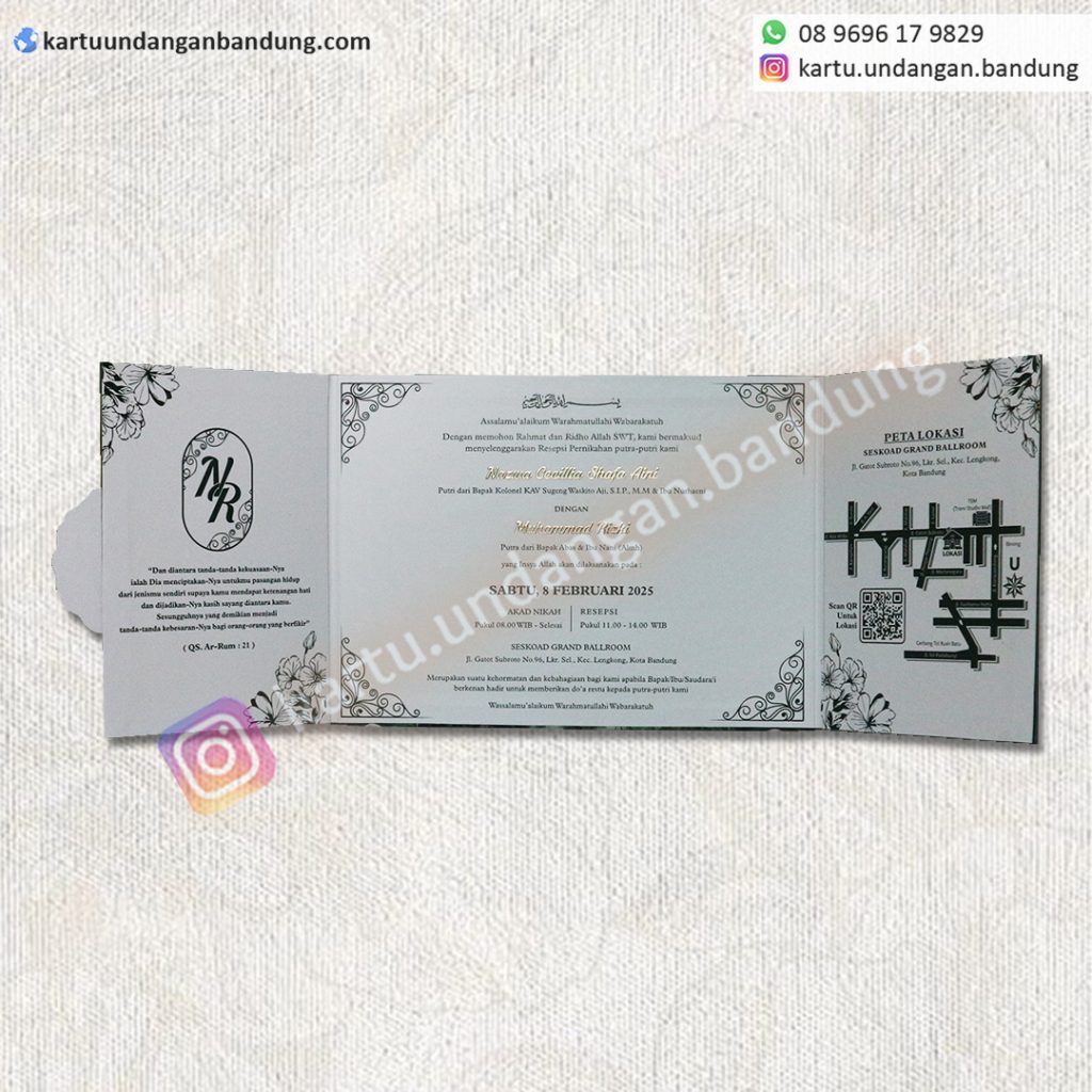Ukuran Isi Terbuka : 47 cm x 17 cm